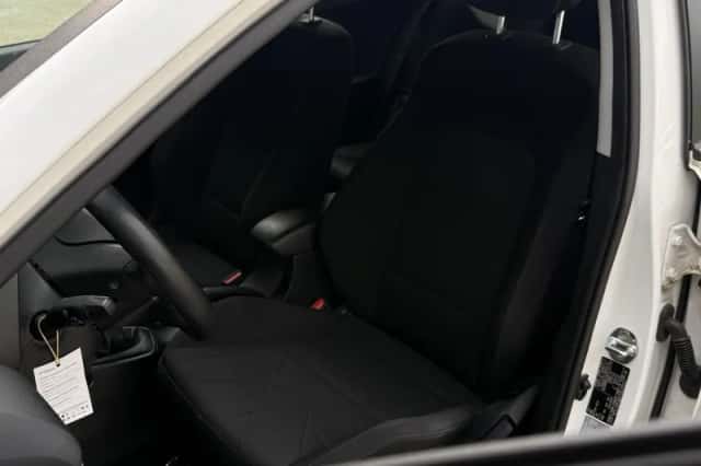 Hyundai Bayon (2022) thumbnail 12