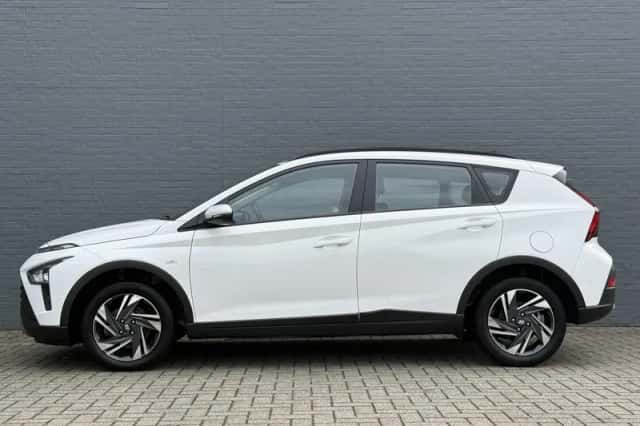 Hyundai Bayon (2022) thumbnail 9