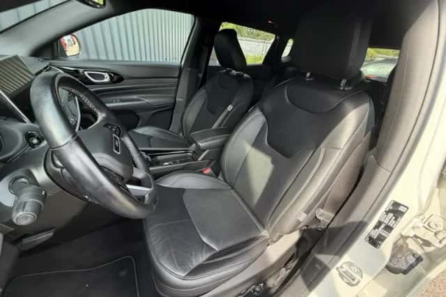 Jeep Compass (2022) thumbnail 12