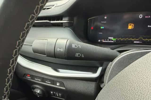 Jeep Compass (2022) thumbnail 15