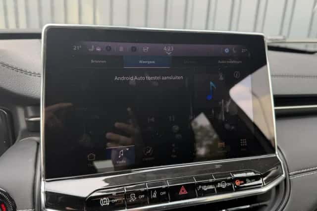 Jeep Compass (2022) thumbnail 24