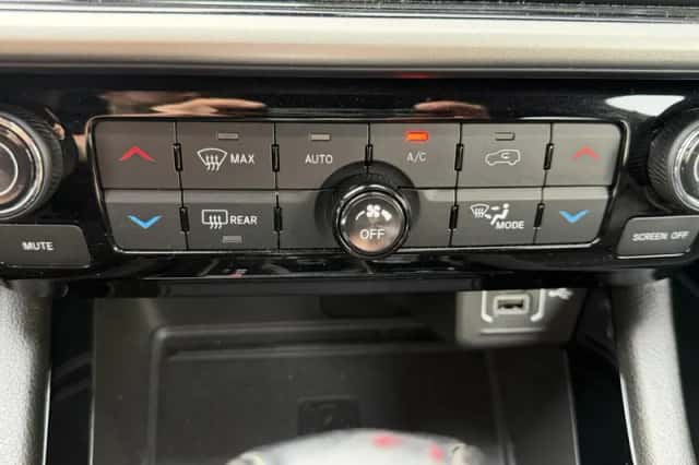 Jeep Compass (2022) thumbnail 26