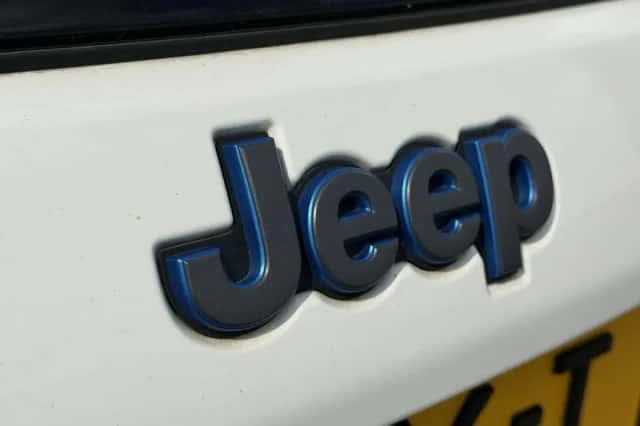 Jeep Compass (2022) thumbnail 6