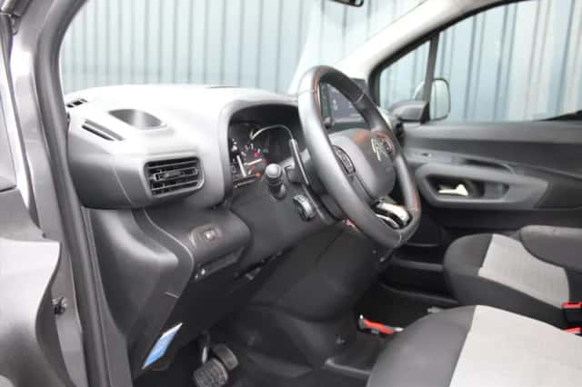 Citroën Berlingo (2023) thumbnail 11