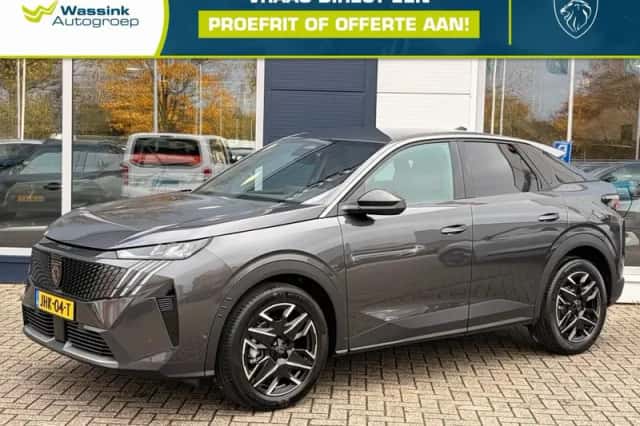 Peugeot 3008 (2025) thumbnail 1
