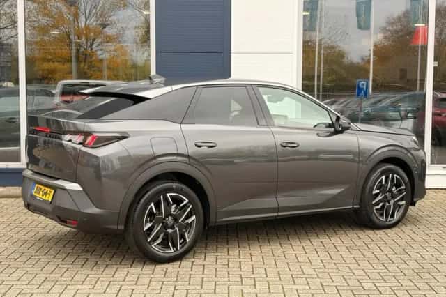 Peugeot 3008 (2025) thumbnail 5