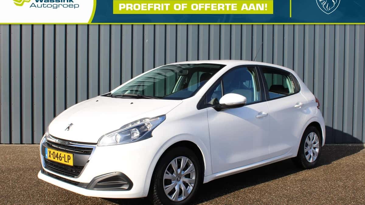 Peugeot 208 (2018) — foto 1