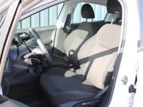 Peugeot 208 (2018) thumbnail 10