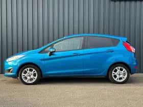 Ford Fiesta (2017) thumbnail 2