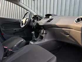 Ford Fiesta (2017) thumbnail 24