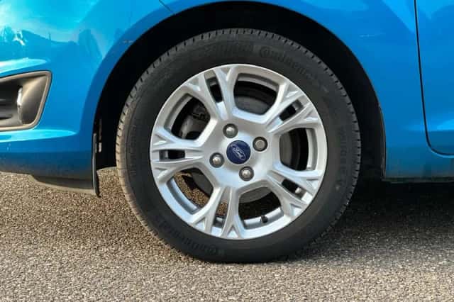 Ford Fiesta (2017) thumbnail 9