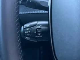 Peugeot e-2008 (2023) thumbnail 12