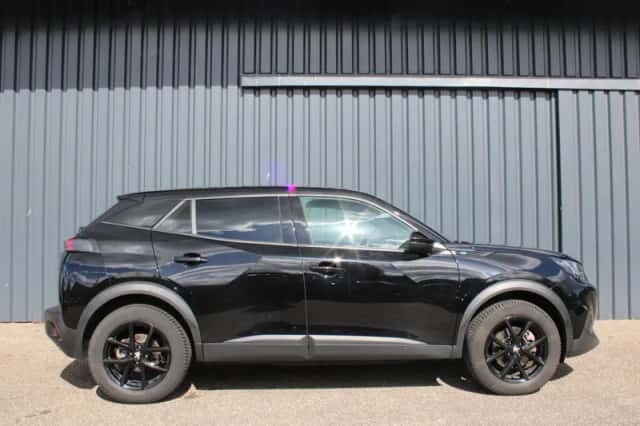 Peugeot e-2008 (2023) thumbnail 5