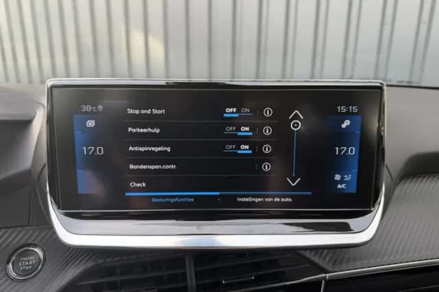 Peugeot 208 (2021) thumbnail 14