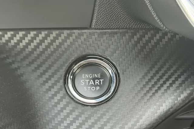 Peugeot 208 (2021) thumbnail 21