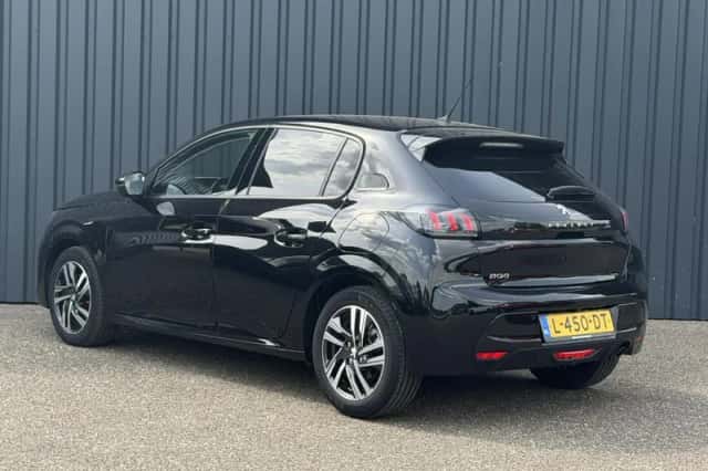 Peugeot 208 (2021) thumbnail 4