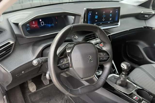 Peugeot 208 (2021) thumbnail 7