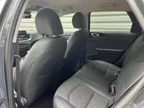 Kia Ceed Sportswagon (2024) thumbnail 12