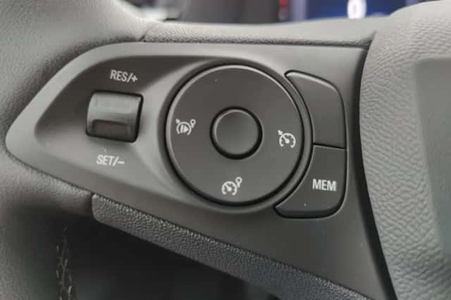 Opel Corsa (2024) thumbnail 13