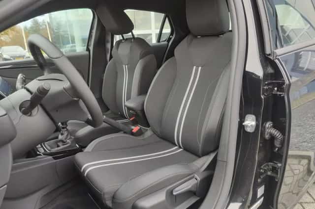 Opel Corsa (2024) thumbnail 9