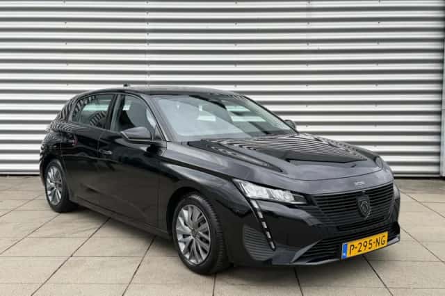 Peugeot 308 (2022) thumbnail 2
