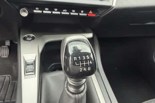 Peugeot 308 (2022) thumbnail 13