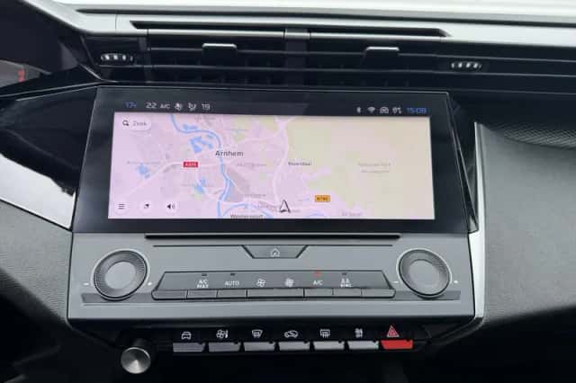 Peugeot 308 (2022) thumbnail 7