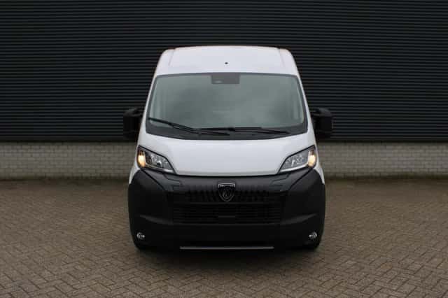 Peugeot Boxer (2024) thumbnail 3