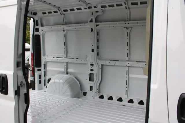 Peugeot Boxer (2024) thumbnail 21