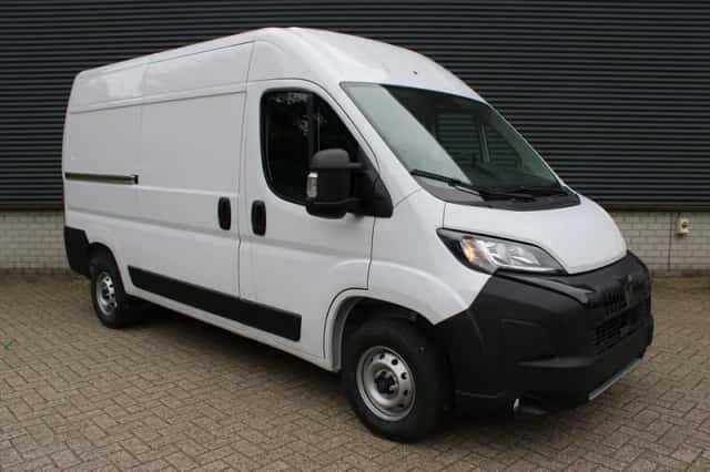 Peugeot Boxer (2024) thumbnail 4