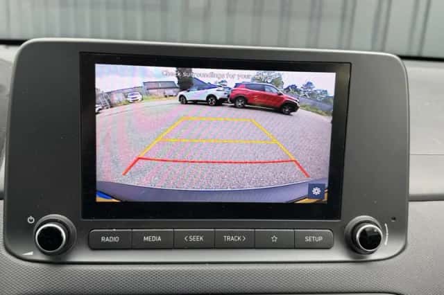 Hyundai Kona (2021) thumbnail 6