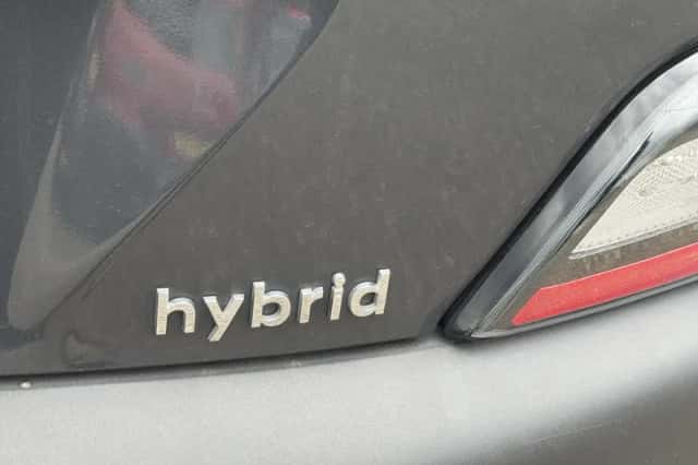 Hyundai Kona (2021) thumbnail 8