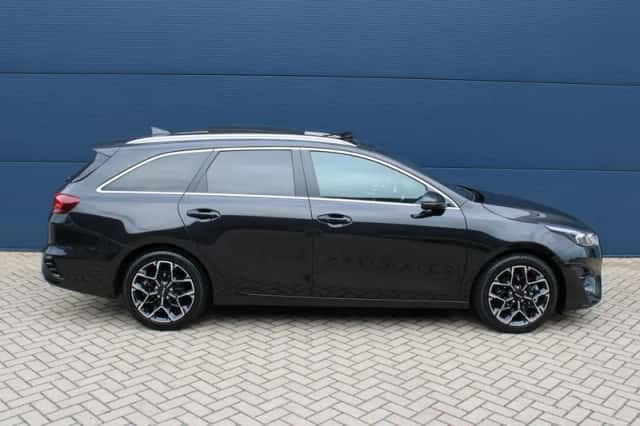 Kia Ceed Sportswagon (2024) thumbnail 8