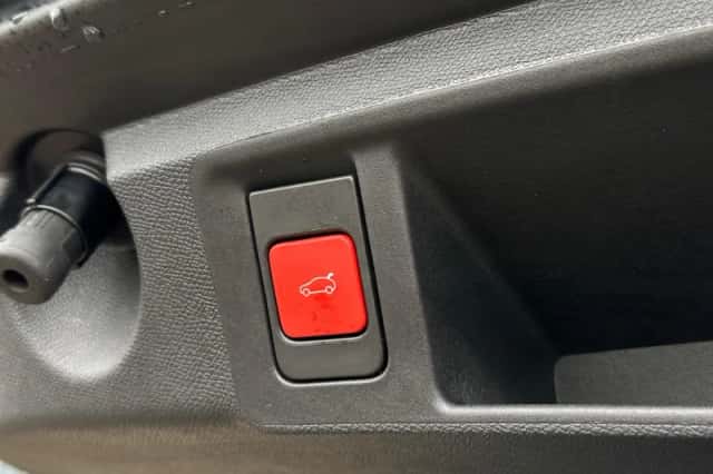 Peugeot e-308 (2026) thumbnail 34