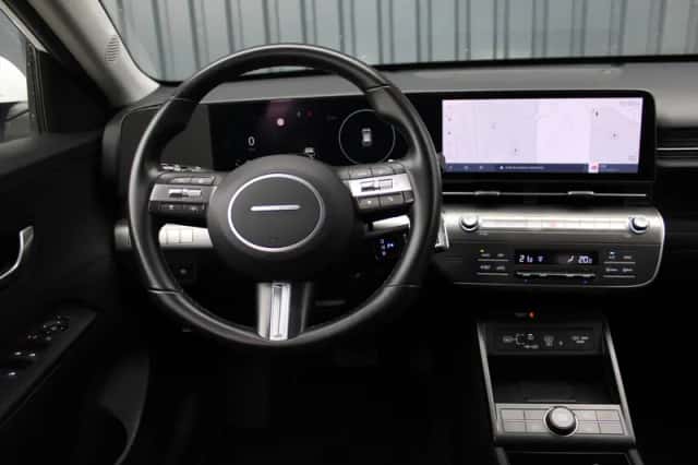 Hyundai Kona (2023) thumbnail 9
