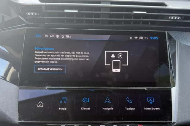 Peugeot 308 (2022) thumbnail 21