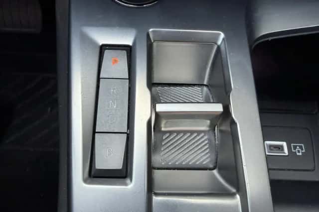 Peugeot 308 (2022) thumbnail 27
