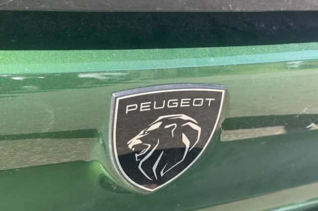 Peugeot 308 (2022) thumbnail 9