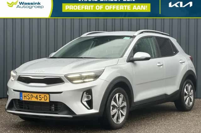 Kia Stonic (2025) thumbnail 1