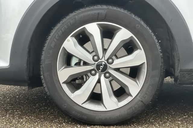 Kia Stonic (2025) thumbnail 12
