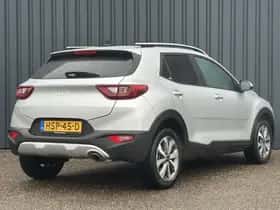 Kia Stonic (2025) thumbnail 5