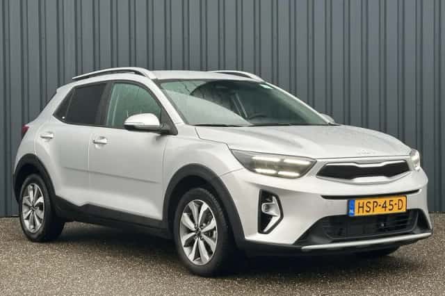 Kia Stonic (2025) thumbnail 7