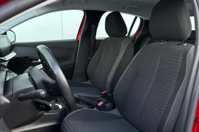 Peugeot 208 (2021) thumbnail 11