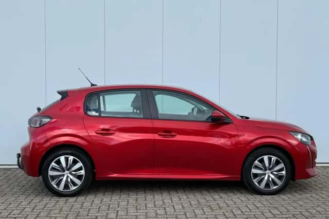 Peugeot 208 (2021) thumbnail 4