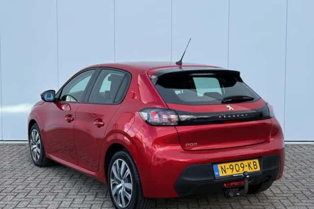 Peugeot 208 (2021) thumbnail 7