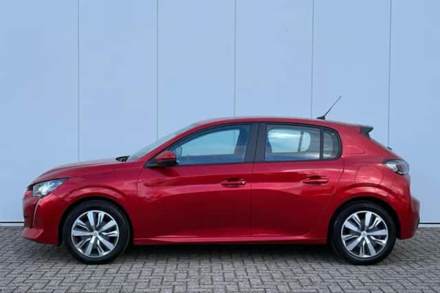 Peugeot 208 (2021) thumbnail 8