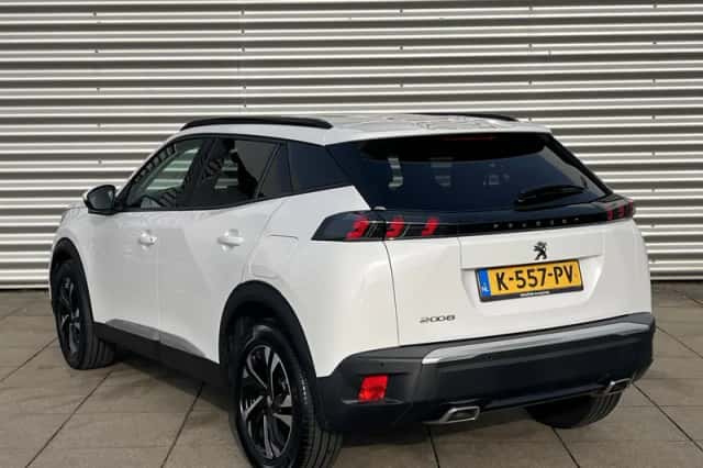 Peugeot 2008 (2021) thumbnail 5