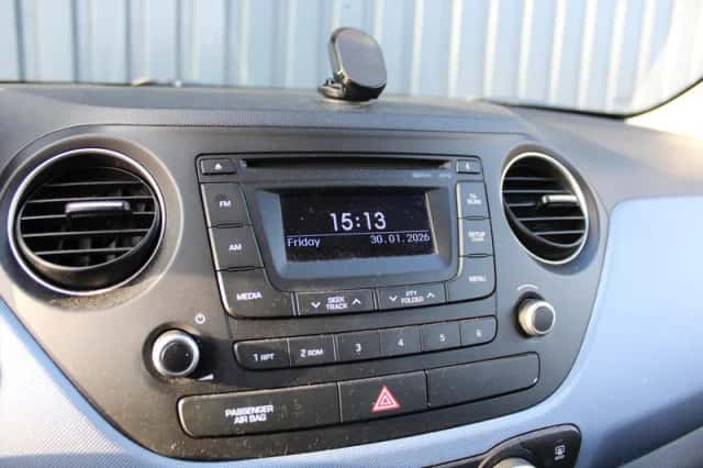 Hyundai i10 (2015) thumbnail 13