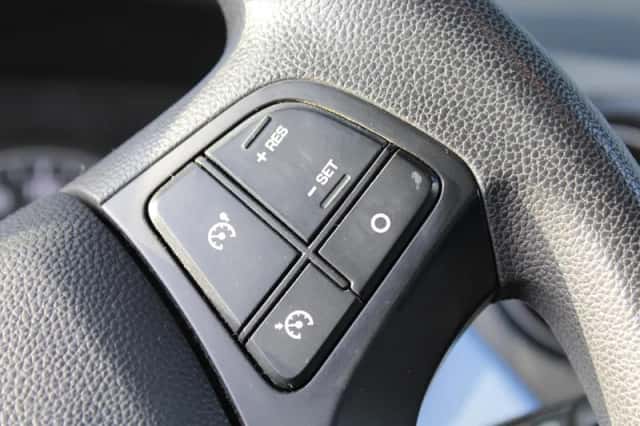 Hyundai i10 (2015) thumbnail 16