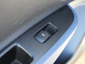 Hyundai i10 (2015) thumbnail 17